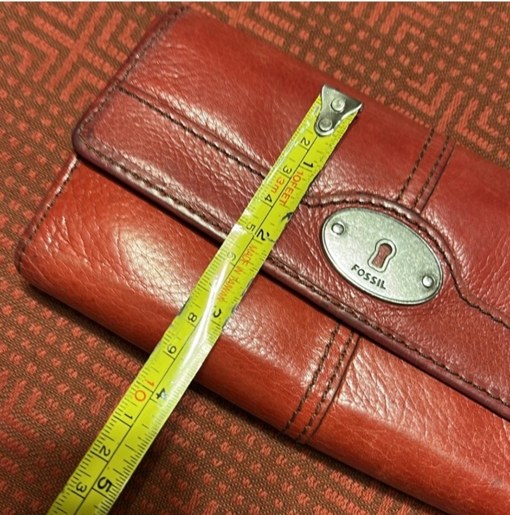Fossil Red Leather Wallet with Silver Accents - Picture 5 of 16